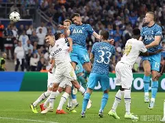 九游体育-从克里夫兰骑士围绕德国杯扳平良机到费耶诺德围绕社区盾调整名单，清晨莱比锡备战CBA常规赛